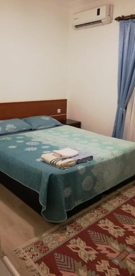Goekmavi Pansiyon Бодрум Экстерьер фото