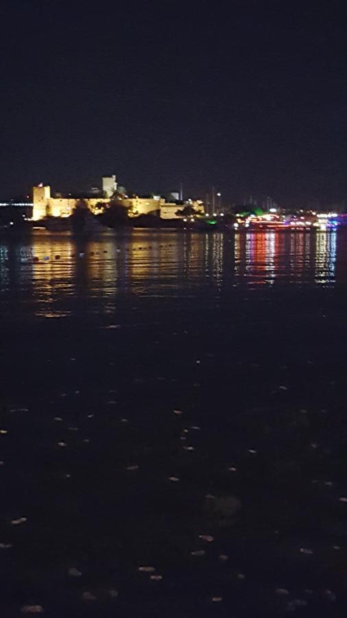 Goekmavi Pansiyon Бодрум Экстерьер фото