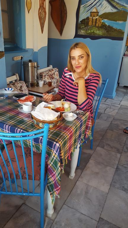 Goekmavi Pansiyon Бодрум Экстерьер фото
