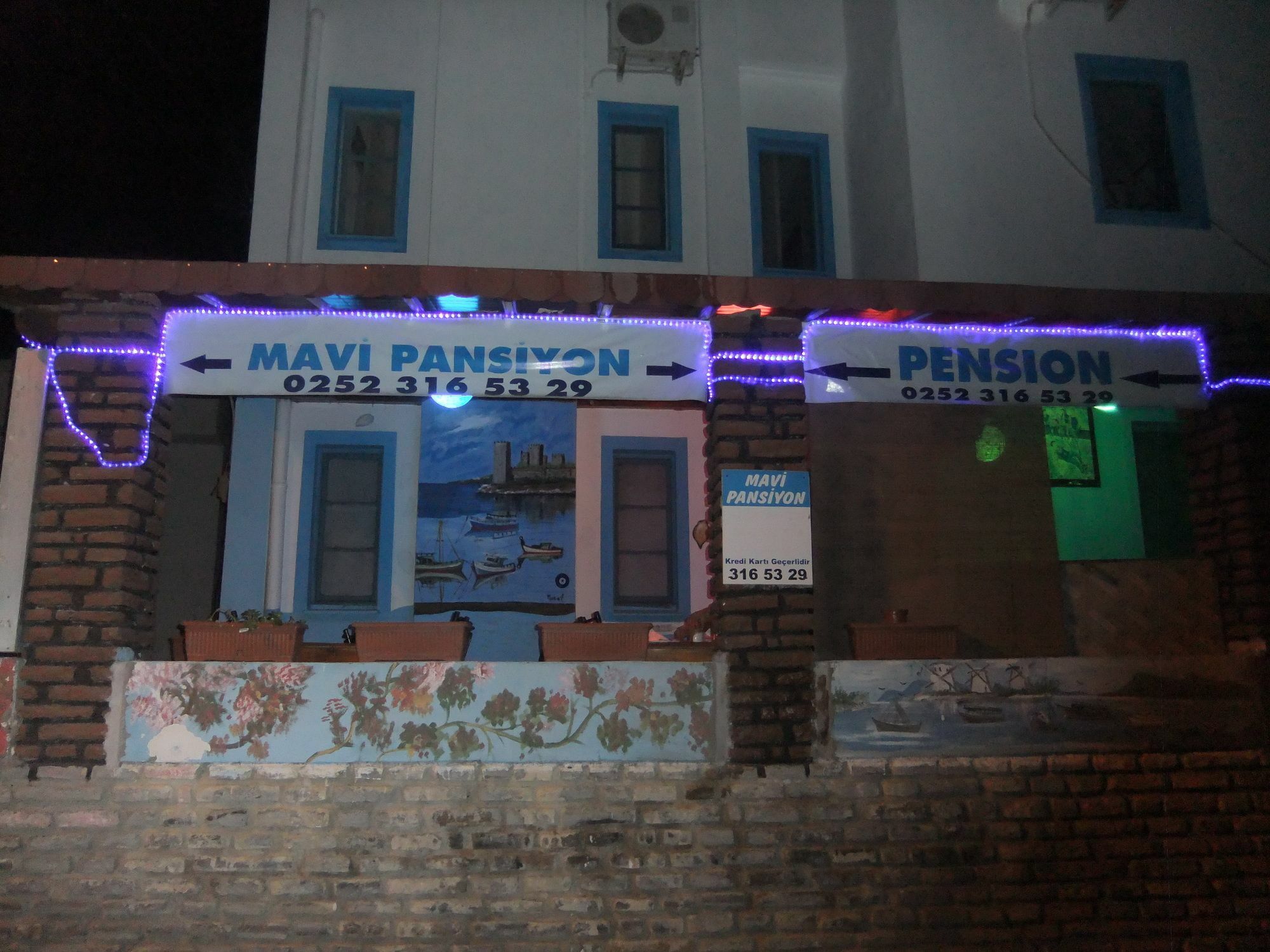 Goekmavi Pansiyon Бодрум Экстерьер фото